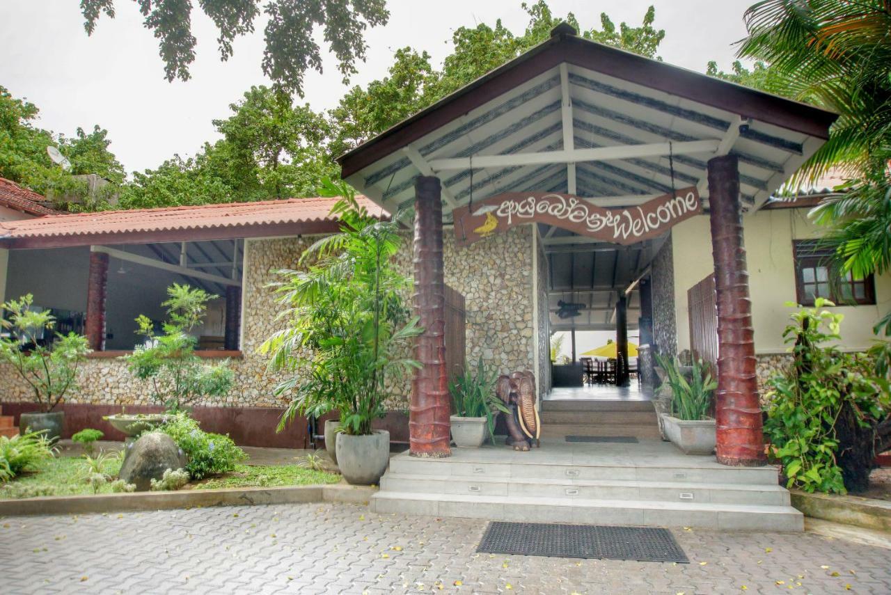 Happy Banana Hotel Unawatuna Exterior foto