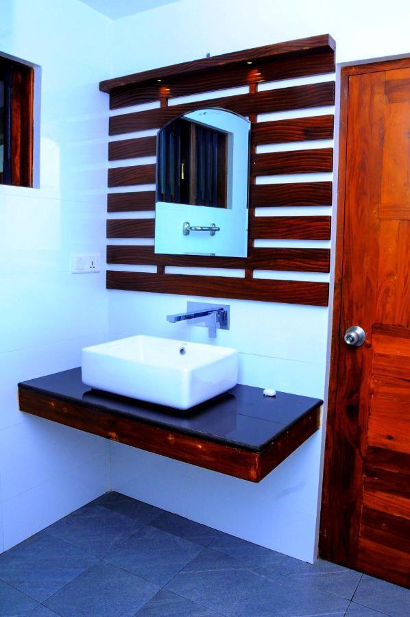 Happy Banana Hotel Unawatuna Exterior foto